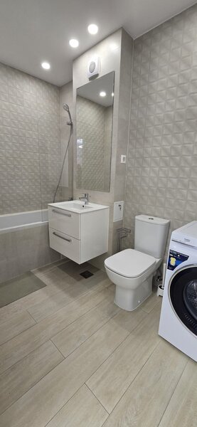 Apartament 2 camere de inchiriat in complex privat Hils Pallady